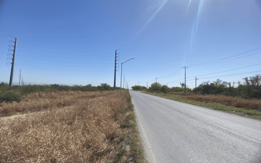Terreno en Venta en Zuazua Nuevo León Uso Comercial